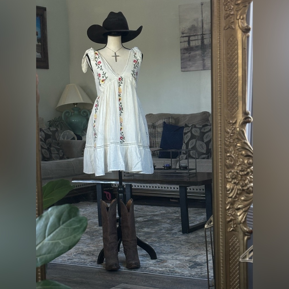 Urban Outfitters Forever Embroidered Mini Dress Size Large